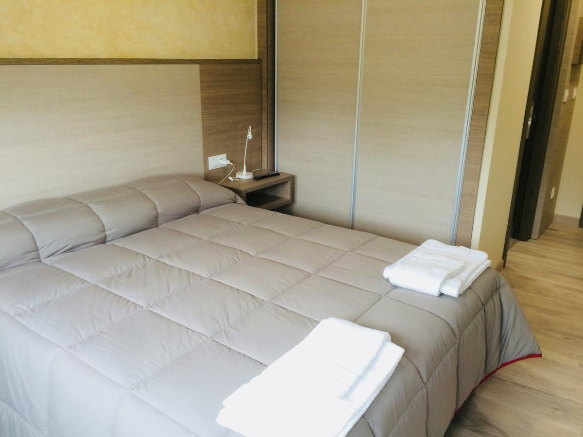 ホテル Hostal Oregar サンティアゴ・デ・コンポステーラ エクステリア 写真